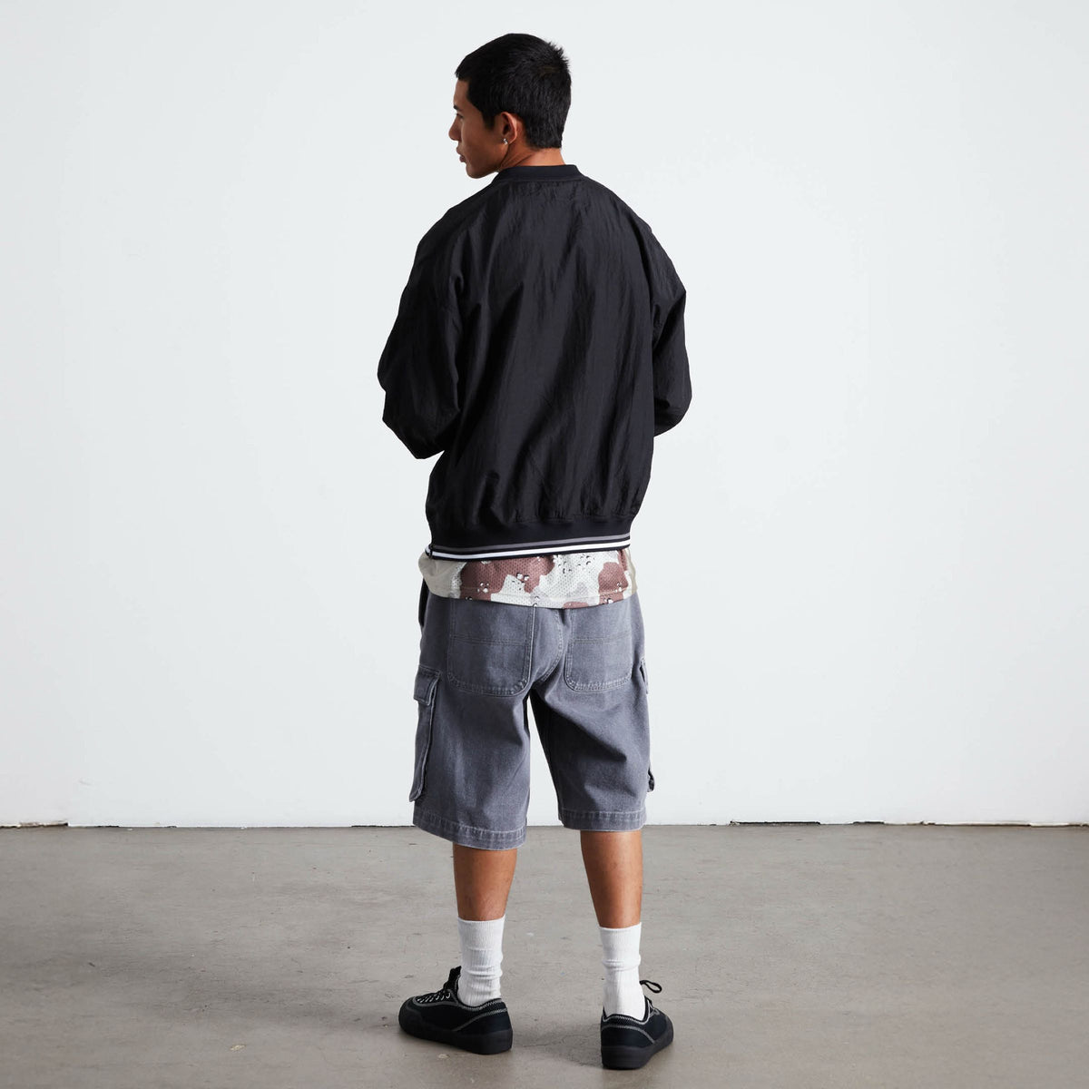 89 Pullover Windshirt