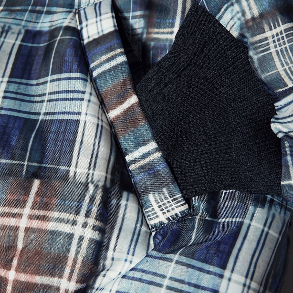 Clothiers Reversible Flight Jacket – HUF Worldwide Clothiers Reversible Flight Jacket – HUF Worldwide