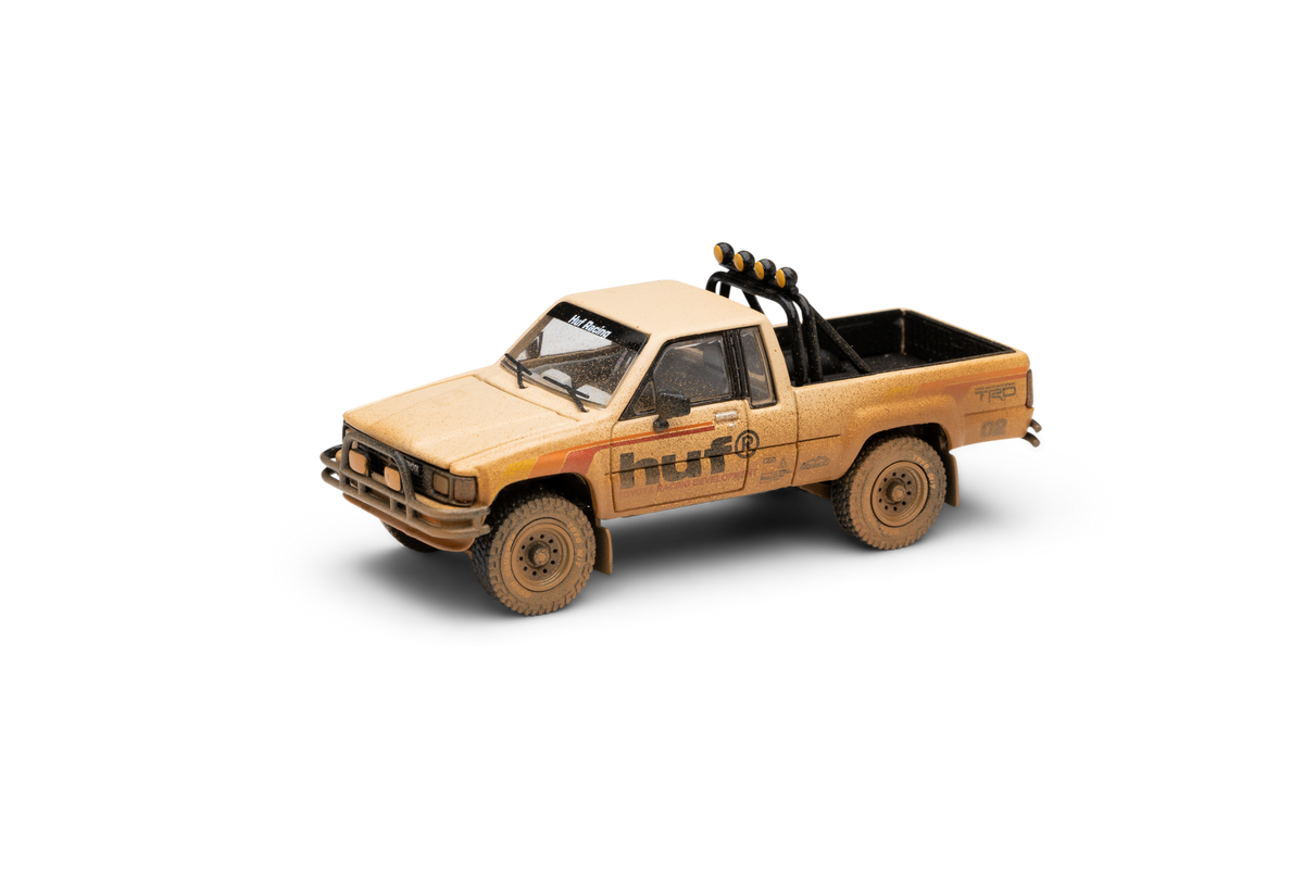 huf x Diecast Talk 1/64 Toyota Hilux Xtracab SR5 4x4
