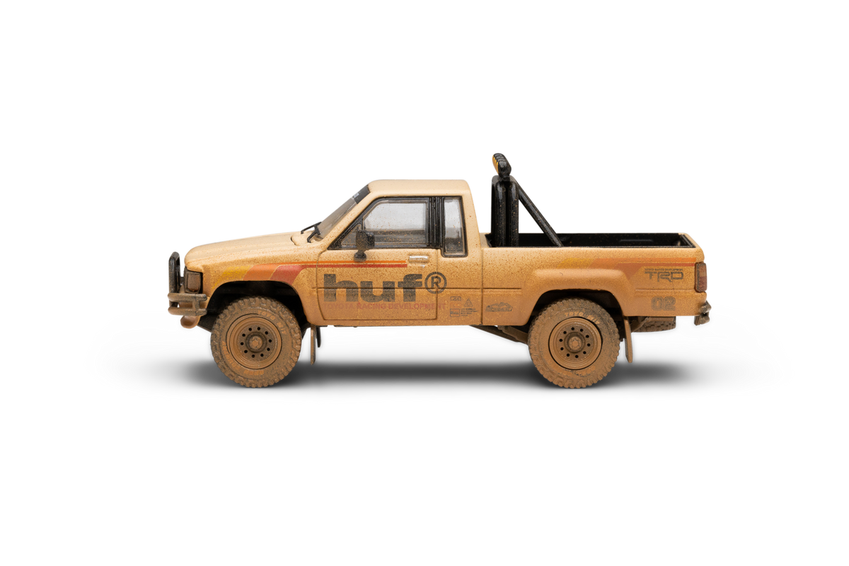 huf x Diecast Talk 1/64 Toyota Hilux Xtracab SR5 4x4