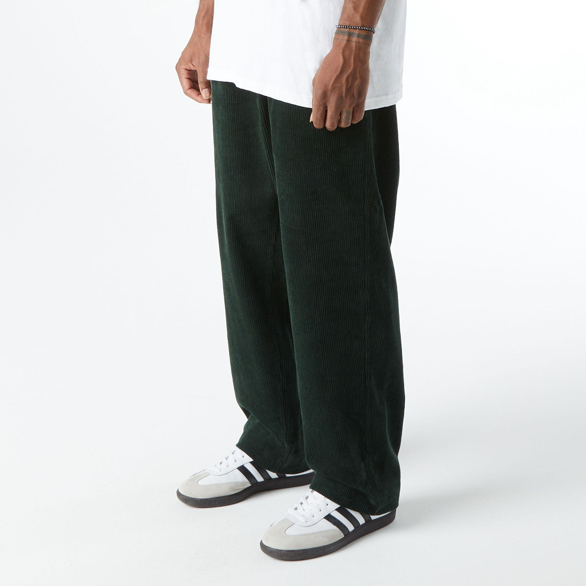 Homeboy XTra BAGGY Cord Pants  buy at Blue Tomato